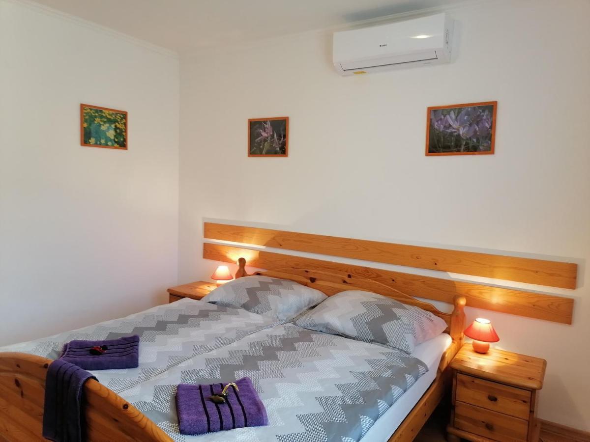 8888 Apartmanház Lispeszentadorjan Exterior foto
